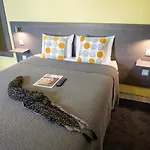 Logis Restaurant De La Poste فندق 3*