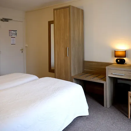 Logis Restaurant De La Poste 3* Le Mêle-sur-Sarthe