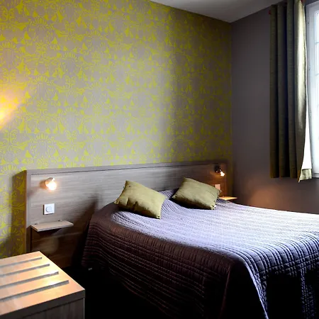 Logis Restaurant De La Poste فندق Le Mêle-sur-Sarthe