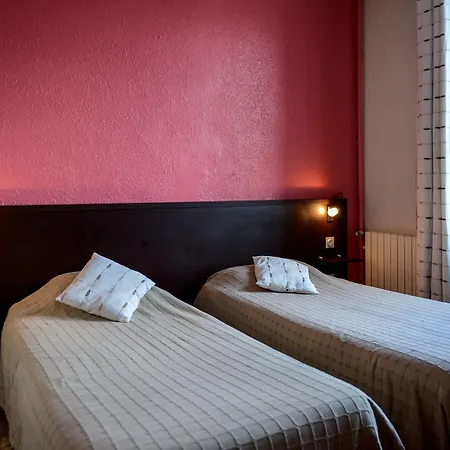 Logis Restaurant De La Poste فندق