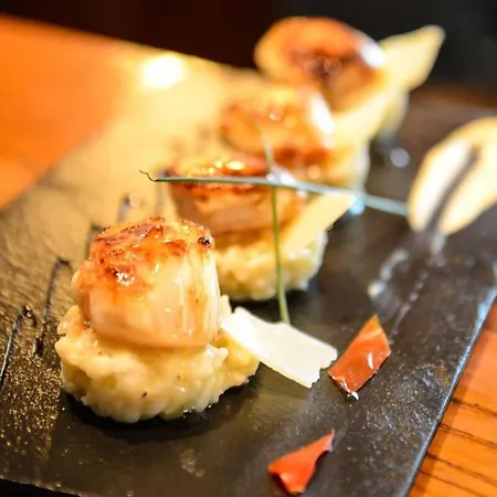 Logis Restaurant De La Poste Le Mêle-sur-Sarthe