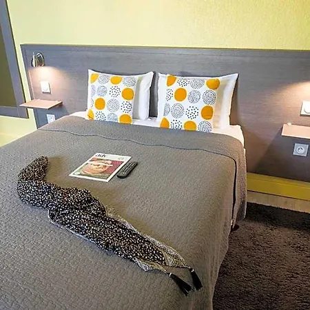 Logis Restaurant De La Poste 3* Le Mêle-sur-Sarthe