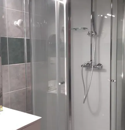 فندق Logis Restaurant De La Poste