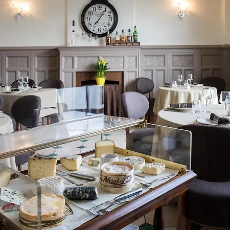 Logis Restaurant De La Poste Hotel 3*