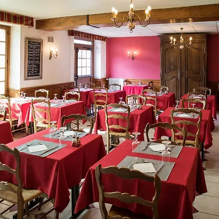 Hotel Logis Restaurant De La Poste 3*