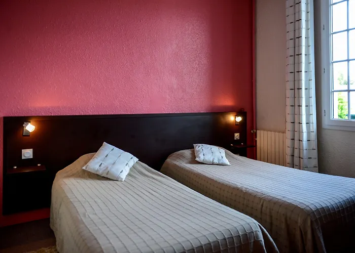 Logis Restaurant De La Poste 호텔