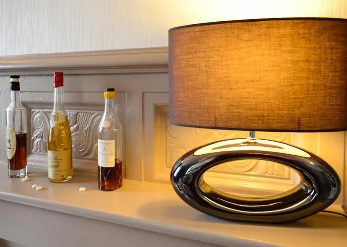 Logis Restaurant De La Poste 호텔