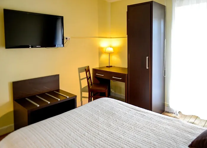 Logis Restaurant De La Poste 3* Le Mêle-sur-Sarthe