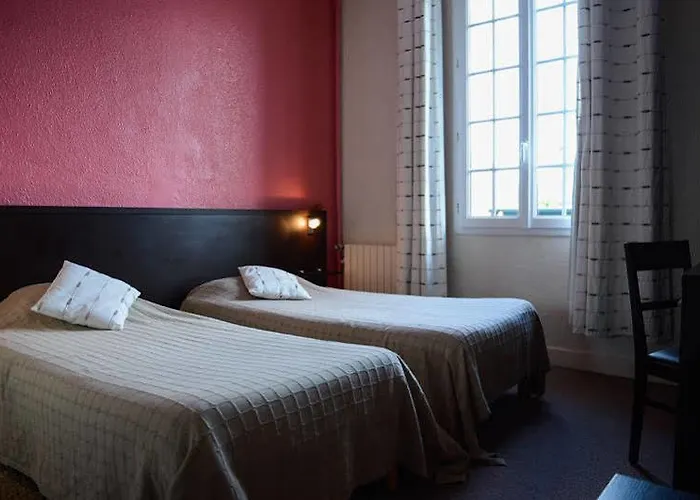 Logis Restaurant De La Poste 3* Le Mêle-sur-Sarthe